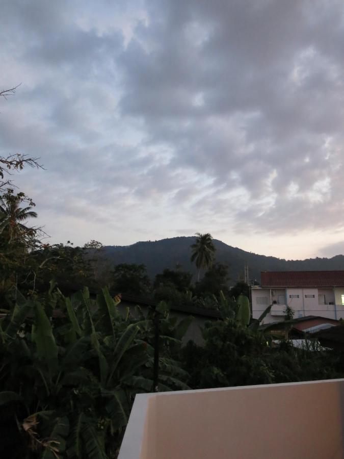 Niece Hostel Phuket - Sha Extra Plus Exteriér fotografie